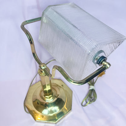 Vintage rippled clear glass shade banker’s desk lamp | Vintage bankers desk lamp | Vintage brass and glass desk lamp