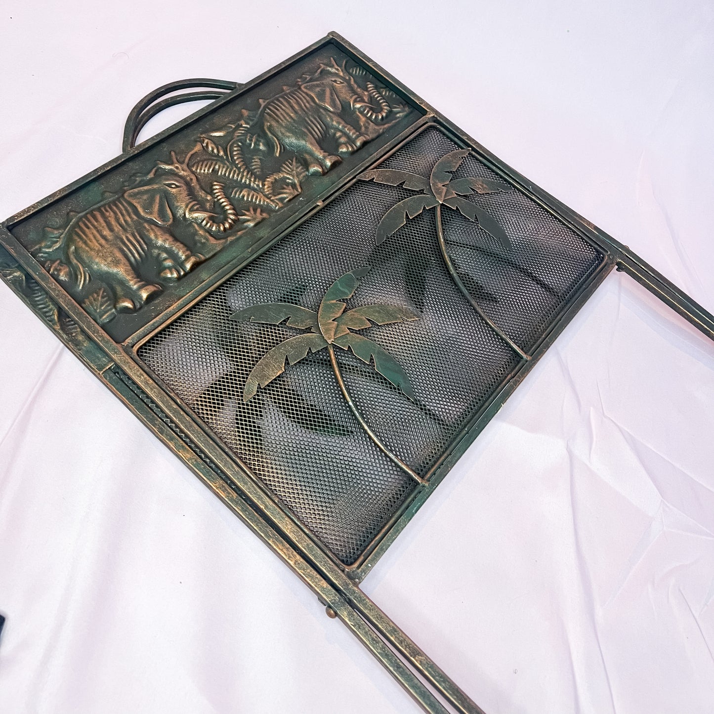 Vintage Tropical Magazine Vinyl Rack Metal Mesh Elephants Palm Tree Safari