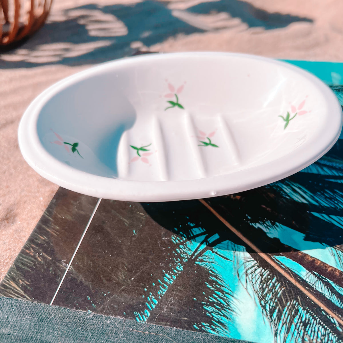 1982 Floral Soap Dish